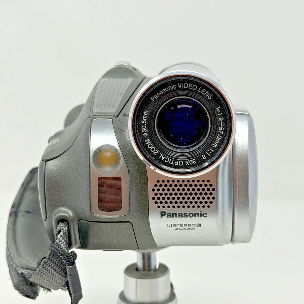 Panasonic PV-GS29 MiniDV Camcorder 30x Zoom w/ Targus Tripod Parts Read
